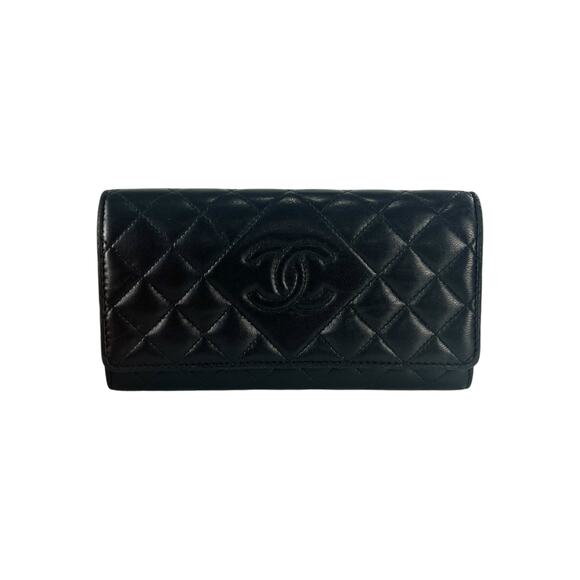 Chanel CC Matelassé Leather Long Wallet - Picture 1 of 8